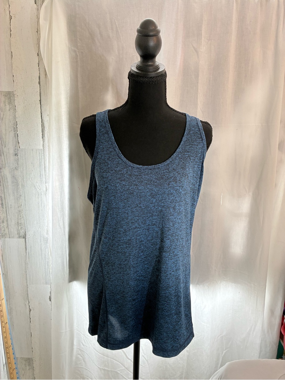 Everyday Scoop Neck Tank in Heather Navy